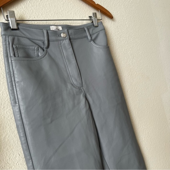 Wilfred Wilfred - Picture 4 of 15